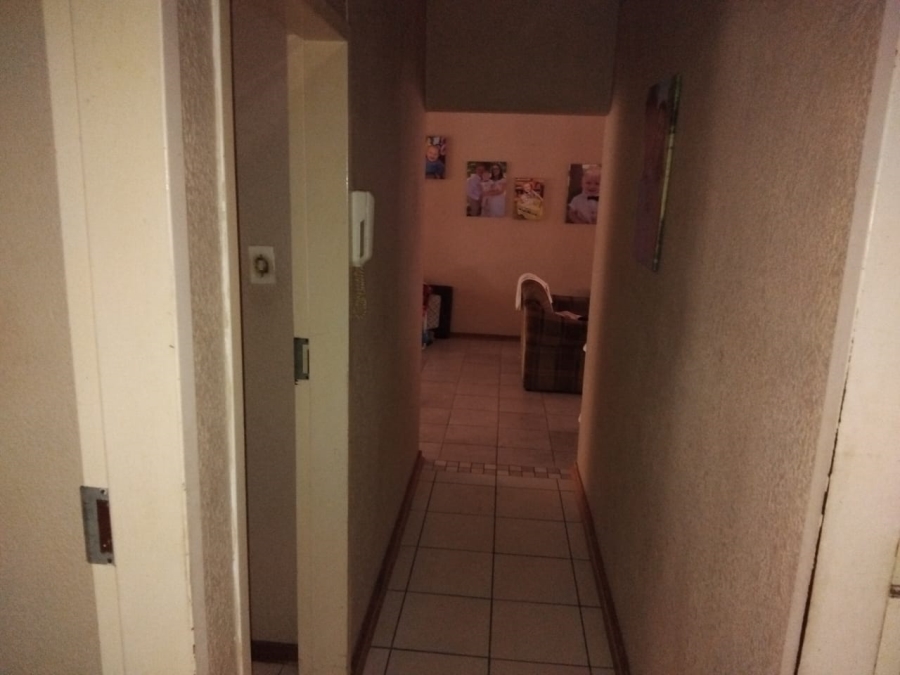 2 Bedroom Property for Sale in Meiringspark North West